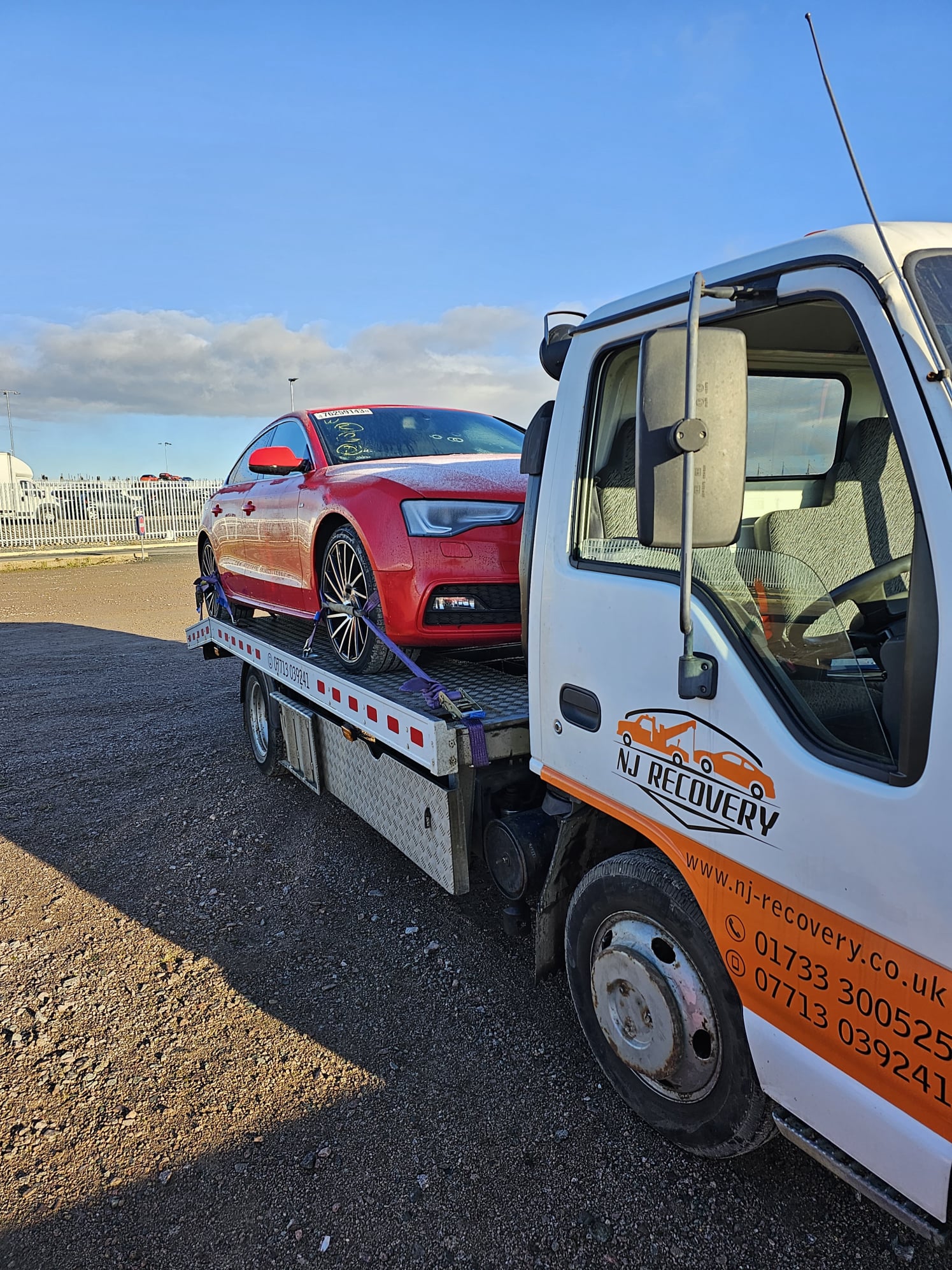 car brakdown recovery peterborough van transportation van recovery london breakdown cover jump start battery service emergency