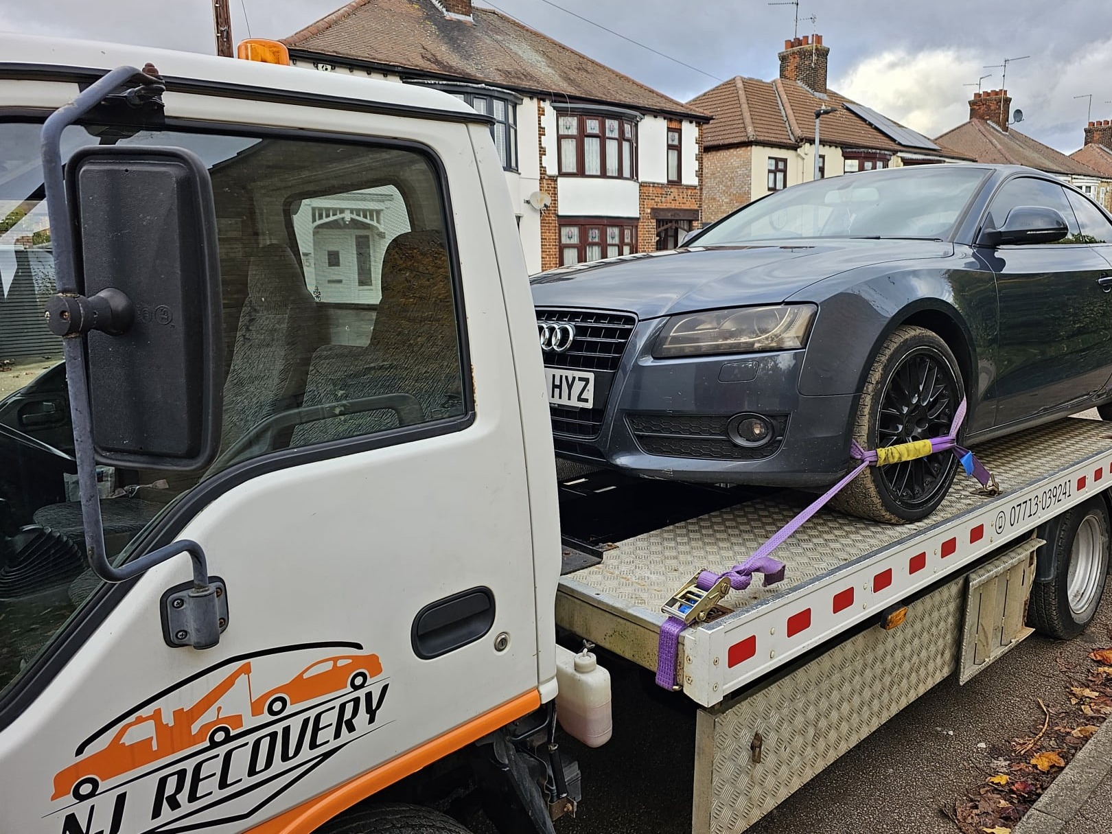 car brakdown recovery peterborough van transportation jump start battery service emergency 