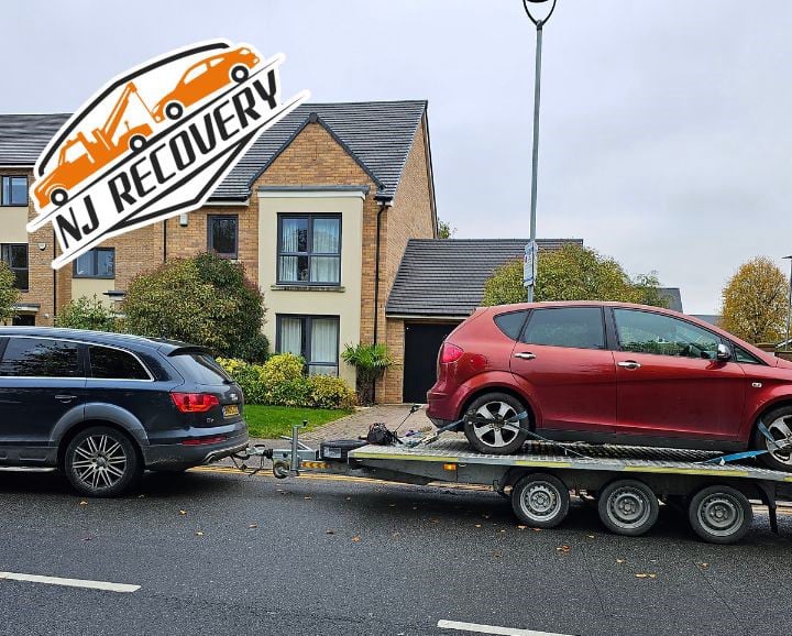 car recovery car breakdown van recovery peterborough london collectors car emergency breakdown cheap services jump start car transportation